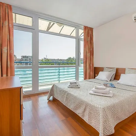 Elit 3 Apartment